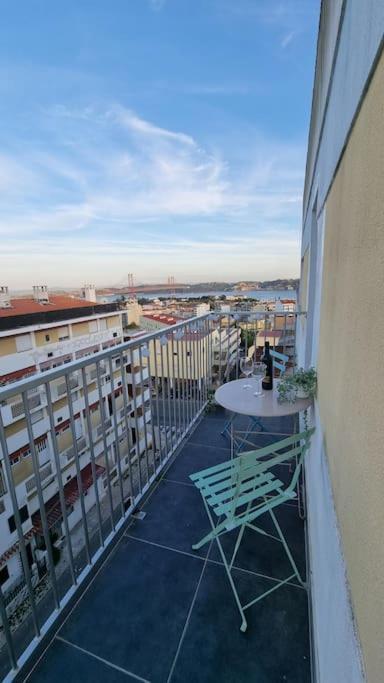 Duplex Overthetejo, 5 Min Belem Tower Lisbon Bagian luar foto